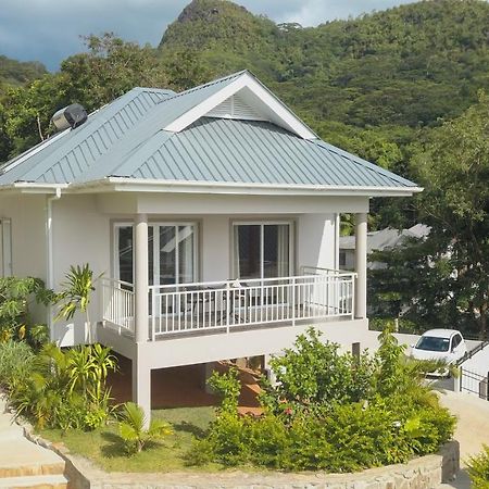 Aparthotel La Trouvaille Anse a La Mouche Esterno foto