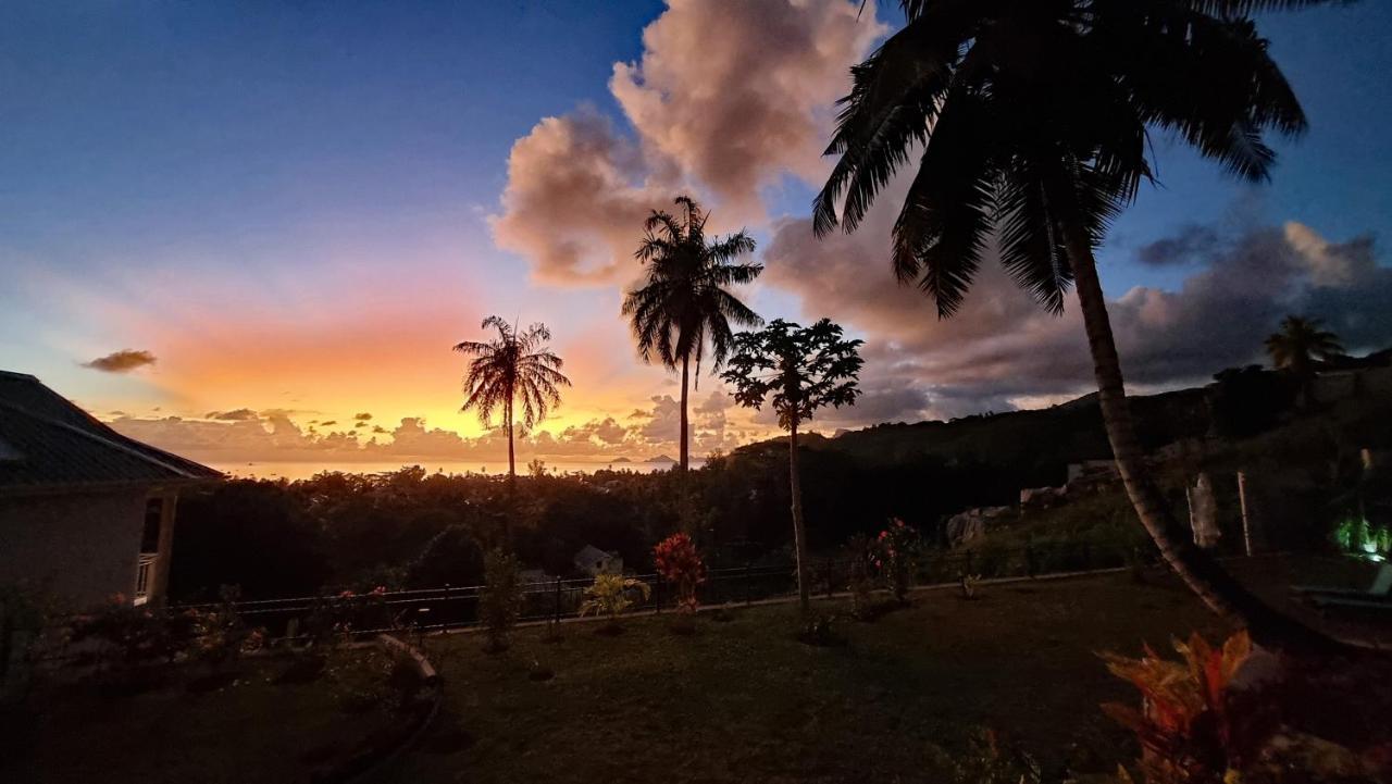 Aparthotel La Trouvaille Anse a La Mouche Esterno foto